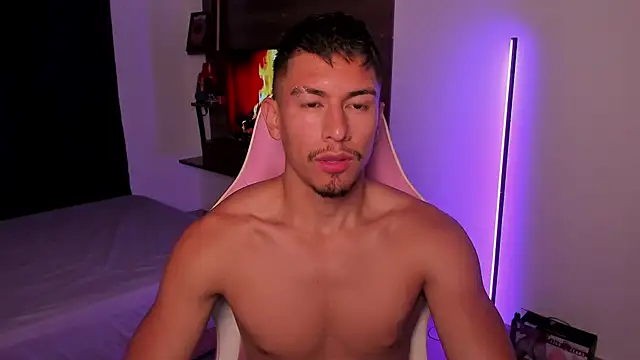 Aaronfox x online show from April 29, 3:44 am