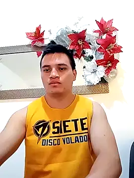 Snapshot of ahntony__69 chatting on January 8, 2:46 pm ahntony 69 online show from January 8, 2:46 pm