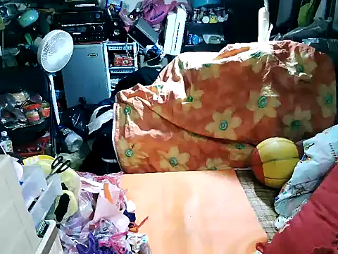 jamescheng27390 online show from April 8, 10:58 am