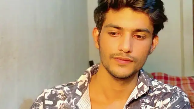 kingkartik7 online show from June 7, 5:09 pm