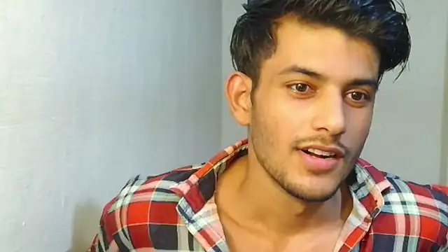 Snapshot of kingkartik7 chatting on October 16, 5:32 pm kingkartik7 online show from October 16, 5:32 pm