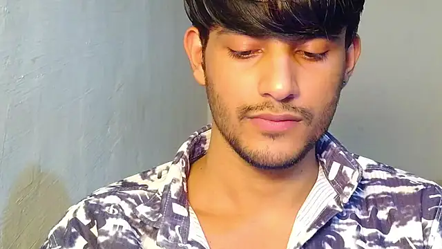 kingkartik7 online show from February 2, 3:31 pm