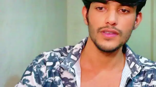 kingkartik7 online show from March 14, 5:09 pm