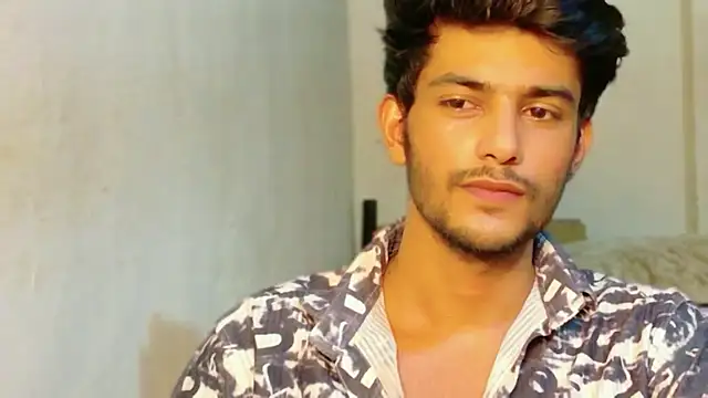 kingkartik7 online show from June 12, 5:55 pm