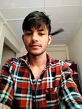 kingkartik7 online show from February 19, 10:34 am