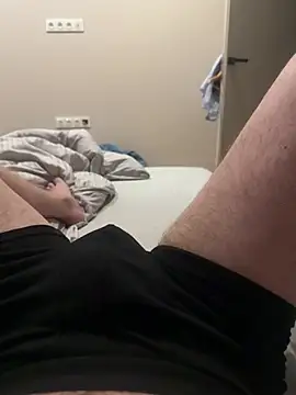 Tomkitomkii online show from April 10, 11:23 pm