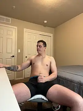Snapshot of cumwithkash chatting on February 3, 9:18 pm cumwithkash online show from February 3, 9:18 pm