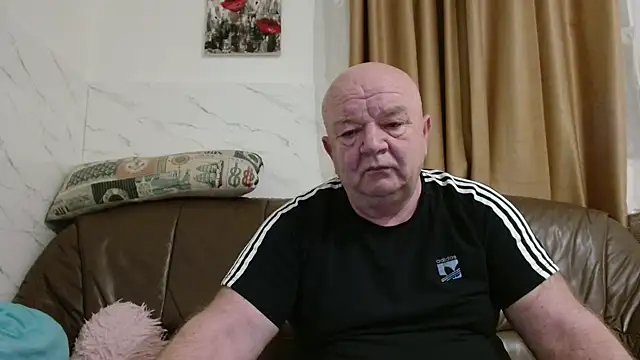 fullballs6 online show from February 16, 3:04 am