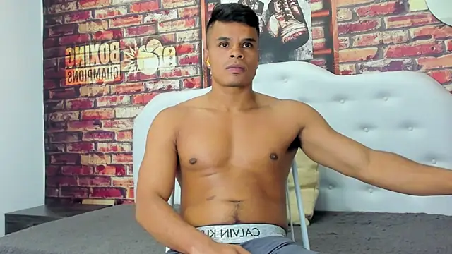 Derek Lustfordx online show from October 13, 12:22 pm