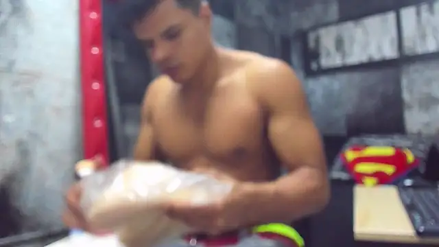 Snapshot of Derek_Lustfordx chatting on January 29, 11:20 am Derek Lustfordx online show from January 29, 11:20 am