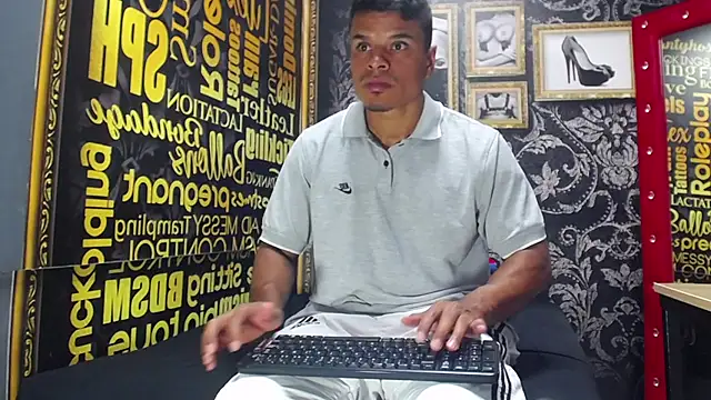 Snapshot of Derek_Lustfordx chatting on September 17, 11:33 am Derek Lustfordx online show from September 17, 11:33 am