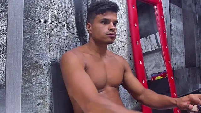 Snapshot of Derek_Lustfordx chatting on December 18, 11:24 am Derek Lustfordx online show from December 18, 11:24 am