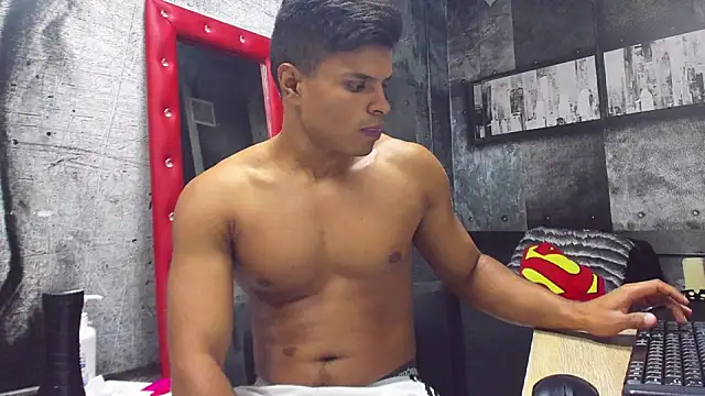 Snapshot of Derek_Lustfordx chatting on January 28, 11:28 am Derek Lustfordx online show from January 28, 11:28 am