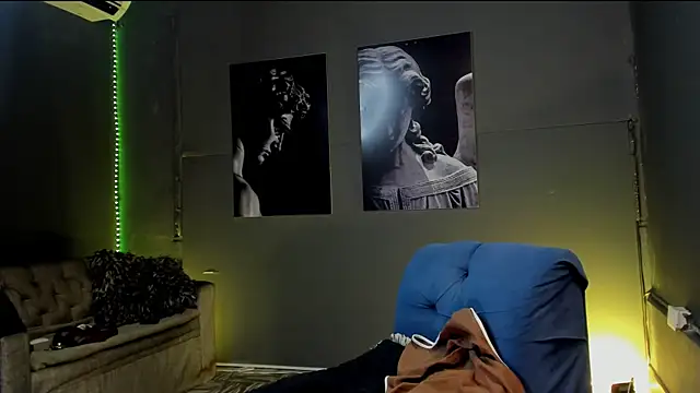 bradley smith online show from April 25, 4:04 pm