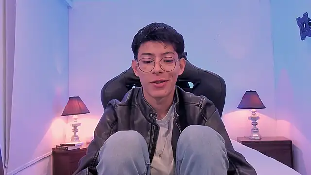 alexandersawyer online show from November 19, 1:11 pm