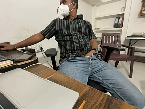 real meet girl finding in online show from October 15, 10:45 am