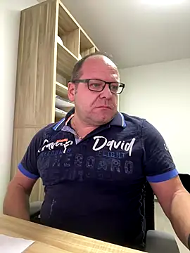 coupleLatinaLovers online show from November 24, 8:26 am