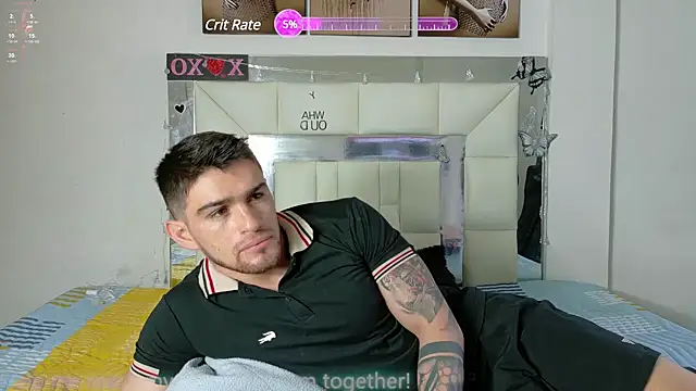 Snapshot of Sexy_Alejandro_ chatting on December 26, 12:27 pm Sexy Alejandro online show from December 26, 12:27 pm