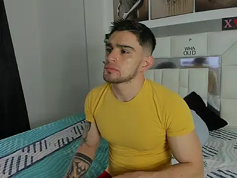 Snapshot of Sexy_Alejandro_ chatting on December 3, 12:27 pm Sexy Alejandro online show from December 3, 12:27 pm