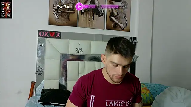 Snapshot of Sexy_Alejandro_ chatting on February 4, 11:27 am Sexy Alejandro online show from February 4, 11:27 am