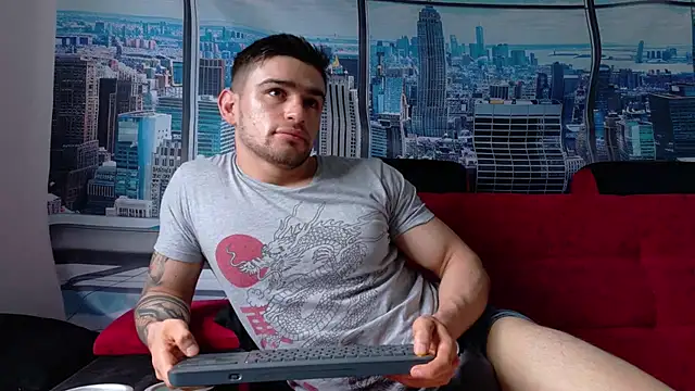 Snapshot of Sexy_Alejandro_ chatting on March 17, 12:36 pm Sexy Alejandro online show from March 17, 12:36 pm
