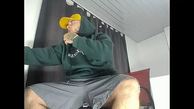 Snapshot of Dexter-T chatting on October 11, 7:56 am Dexter-T online show from October 11, 7:56 am