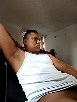 latinblack01 online show from September 30, 3:37 pm