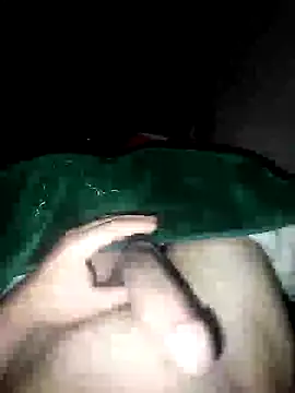 Snapshot of ch___ro69 chatting on December 7, 2:53 am ch ro69 online show from December 7, 2:53 am