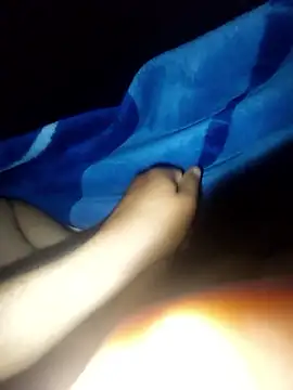 Snapshot of ch___ro69 chatting on February 10, 3:03 am ch ro69 online show from February 10, 3:03 am