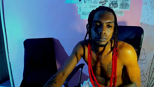 bigblackhotx1 online show from April 7, 3:17 am