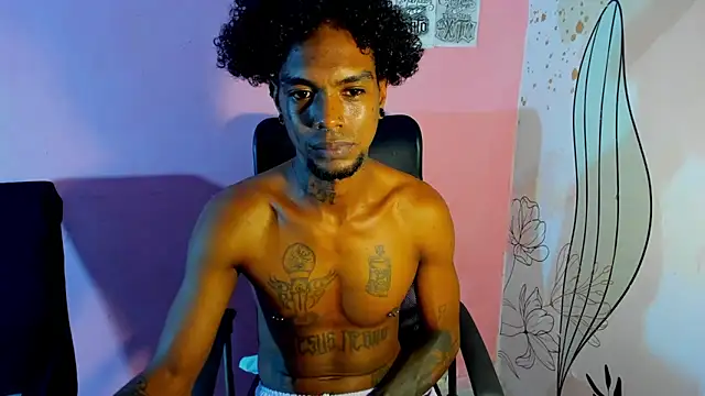 bigblackhotx1 online show from April 4, 1:57 am