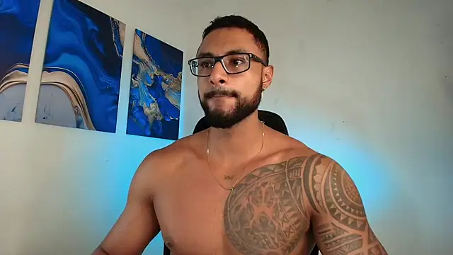 LiamGarcia1 online show from February 14, 6:58 pm