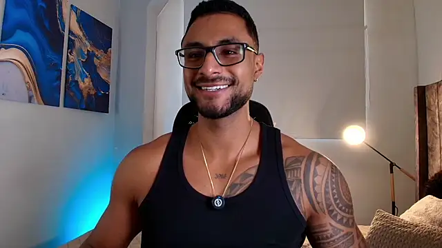 LiamGarcia1 online show from April 27, 3:30 pm