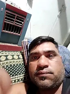 pintuS40 online show from April 19, 6:10 pm