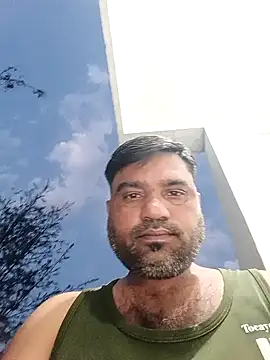 pintuS40 online show from April 25, 1:41 pm