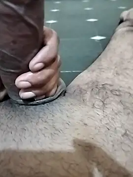 Thefatcockguy69x online show from April 12, 11:33 am