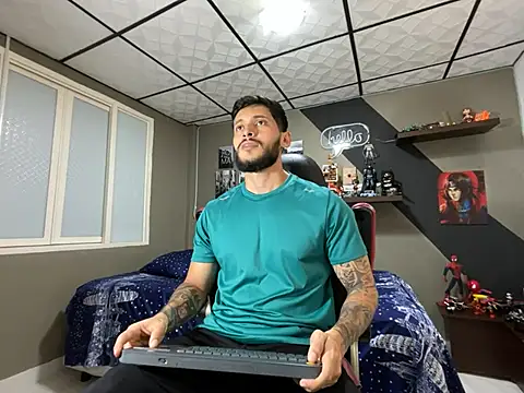 marcel crawford96 online show from June 19, 6:02 pm