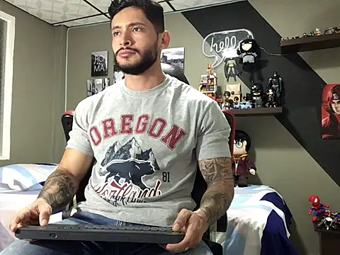 Snapshot of marcel_crawford96 chatting on March 9, 1:15 pm marcel crawford96 online show from March 9, 1:15 pm