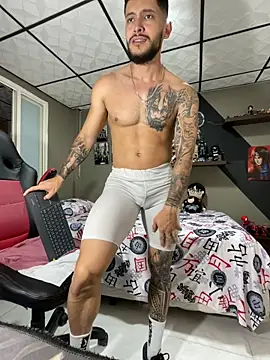 Snapshot of marcel_crawford96 chatting on September 12, 2:28 pm marcel crawford96 online show from September 12, 2:28 pm
