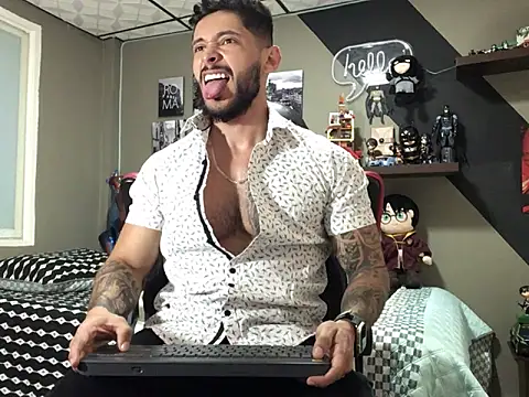 Snapshot of marcel_crawford96 chatting on February 2, 1:52 pm marcel crawford96 online show from February 2, 1:52 pm