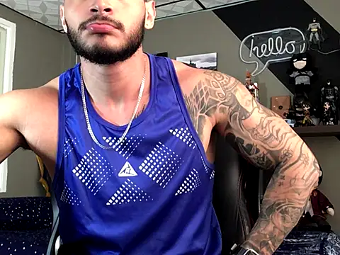 Snapshot of marcel_crawford96 chatting on December 3, 1:10 pm marcel crawford96 online show from December 3, 1:10 pm