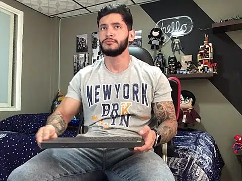 Snapshot of marcel_crawford96 chatting on January 12, 2:30 pm marcel crawford96 online show from January 12, 2:30 pm