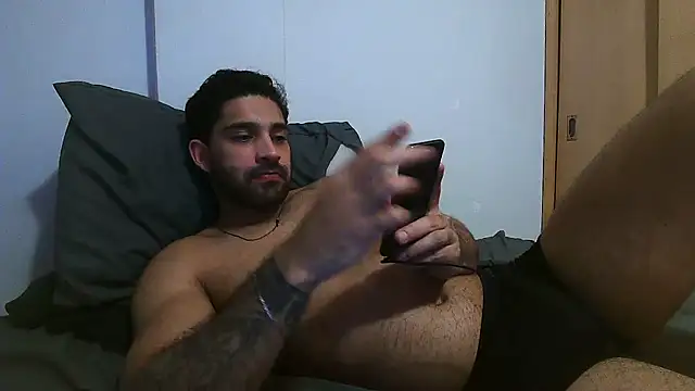 Snapshot of macho_fit chatting on September 30, 3:45 am macho fit online show from September 30, 3:45 am