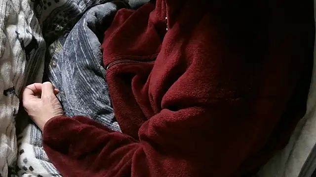 cinnabar red online show from April 14, 4:17 pm