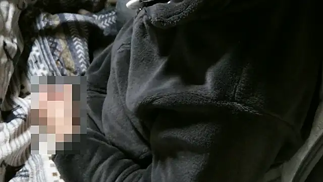 cinnabar red online show from April 10, 1:40 pm