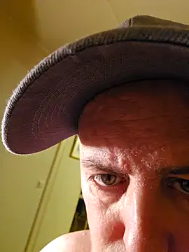 HeteroHotGuy1 online show from January 4, 2:25 am