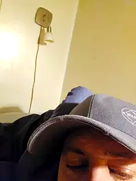 HeteroHotGuy1 online show from January 30, 4:02 pm