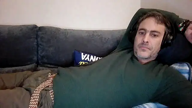 basquehotboy online show from December 11, 10:06 pm