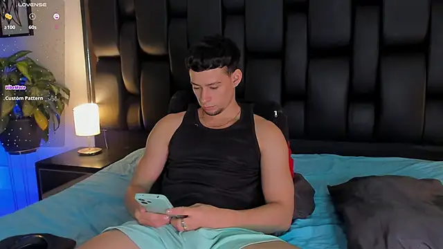 JadeSmiith  online show from October 23, 10:57 pm