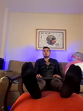 Snapshot of bradley_colt chatting on February 11, 1:30 pm bradley colt online show from February 11, 1:30 pm